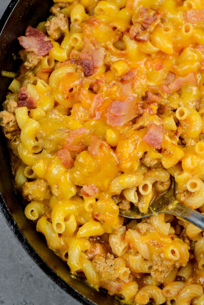 Easy Bacon Cheeseburger Mac One Pan Recipe