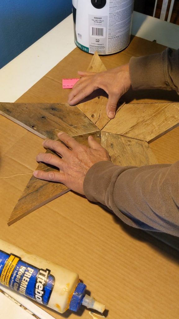 How to build a wooden star